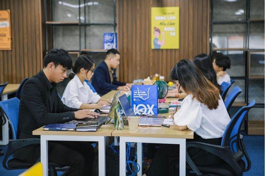 IQX Trade - Sàn môi giới duy nhất có trụ sở minh bạch tại Việt Nam